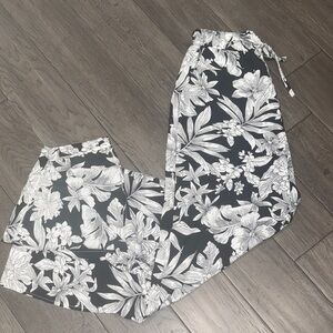 SHEIN Floral Print Lounge Pants